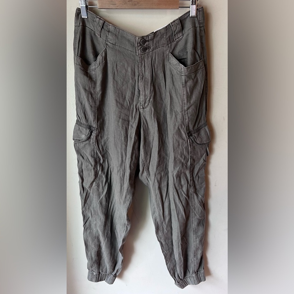 💚 American Eagle Super High Rise Trouser/Jogger size 12 NWT